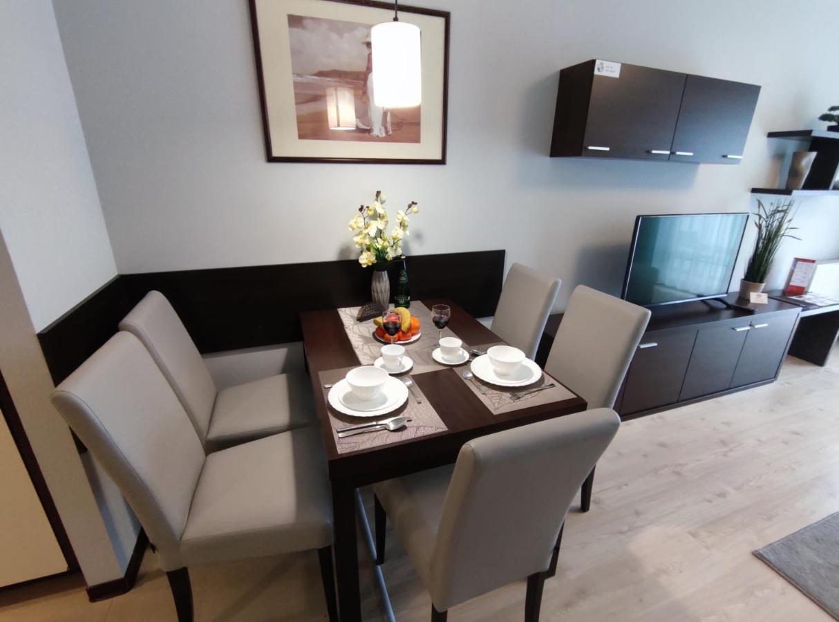 Apartament Przy Hotelu Aquarius Kołobrzeg Exteriör bild