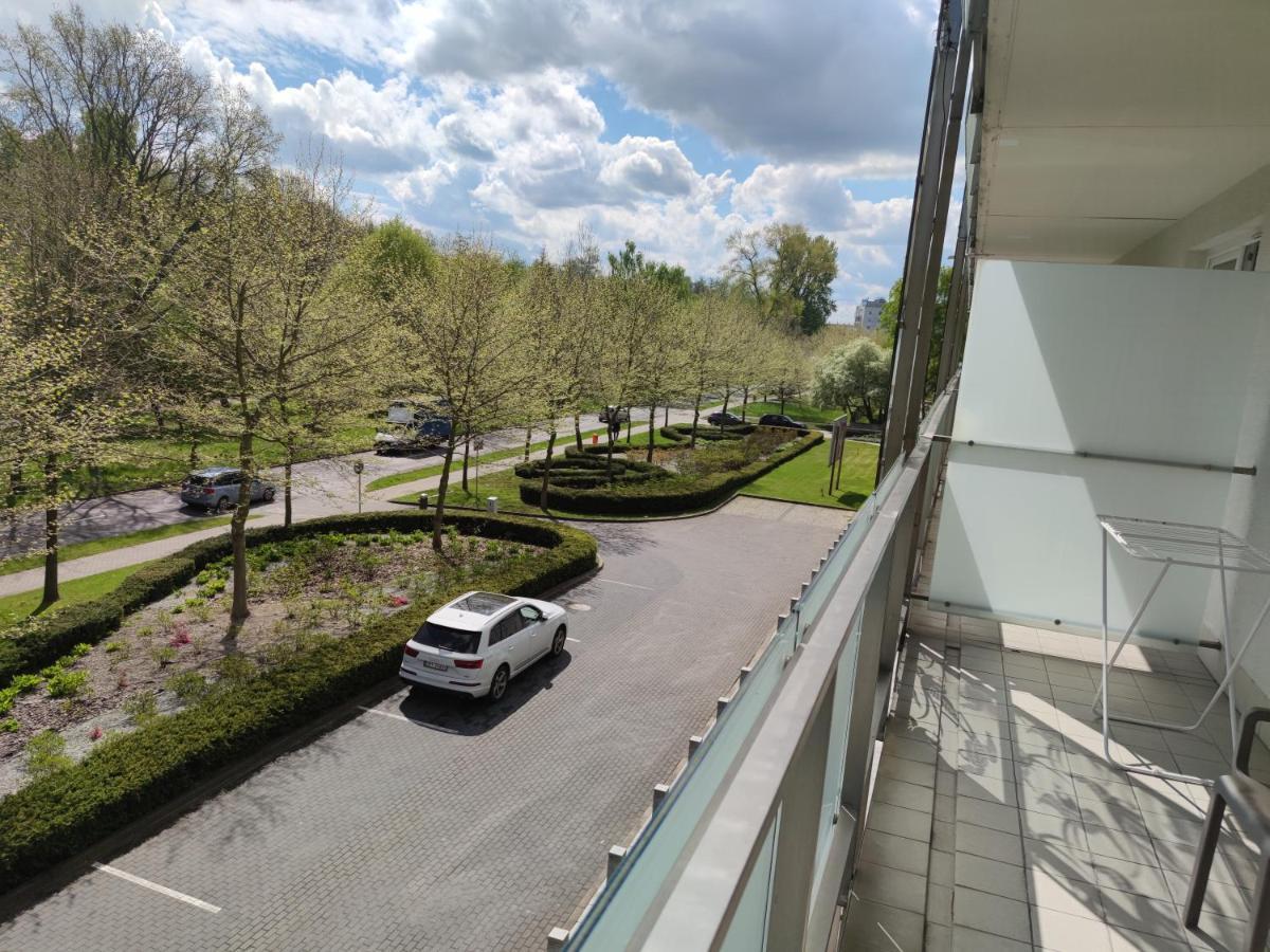 Apartament Przy Hotelu Aquarius Kołobrzeg Exteriör bild