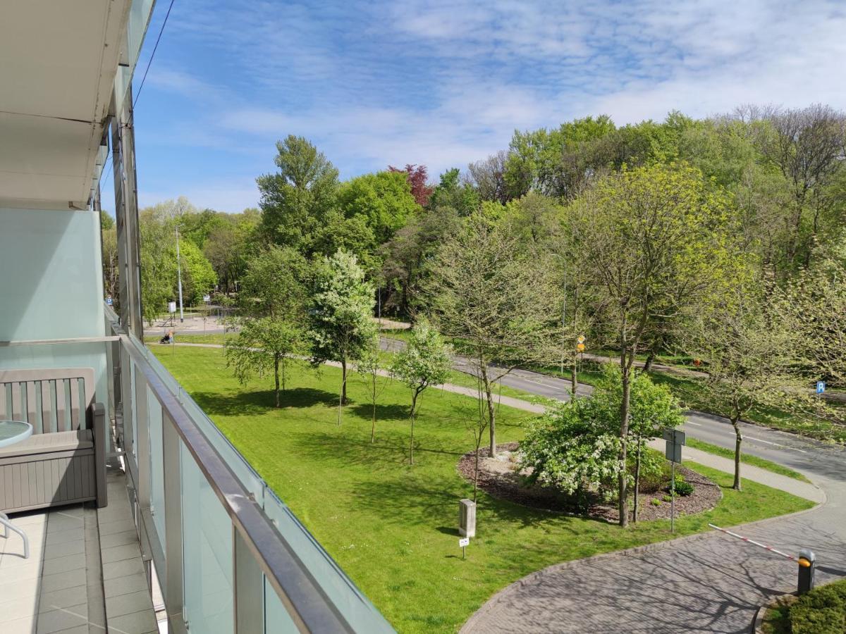 Apartament Przy Hotelu Aquarius Kołobrzeg Exteriör bild